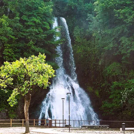 Vallategna And Mountains アパート